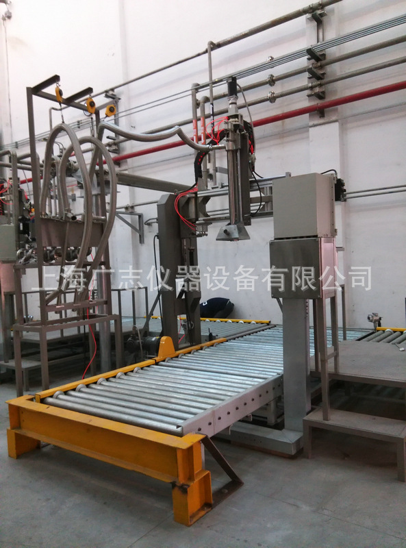 液體灌裝機(jī),稱重灌裝機(jī),定量灌裝機(jī) undefined