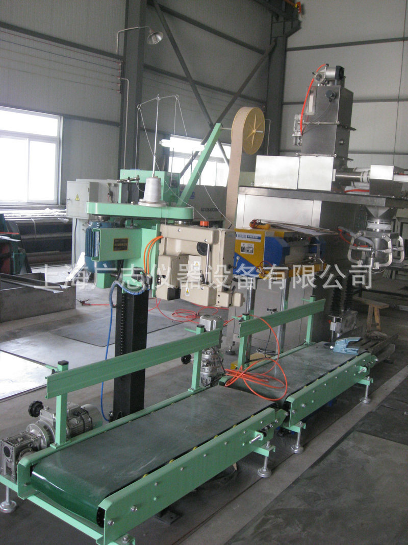 液體灌裝機(jī),稱重灌裝機(jī),定量灌裝機(jī) undefined