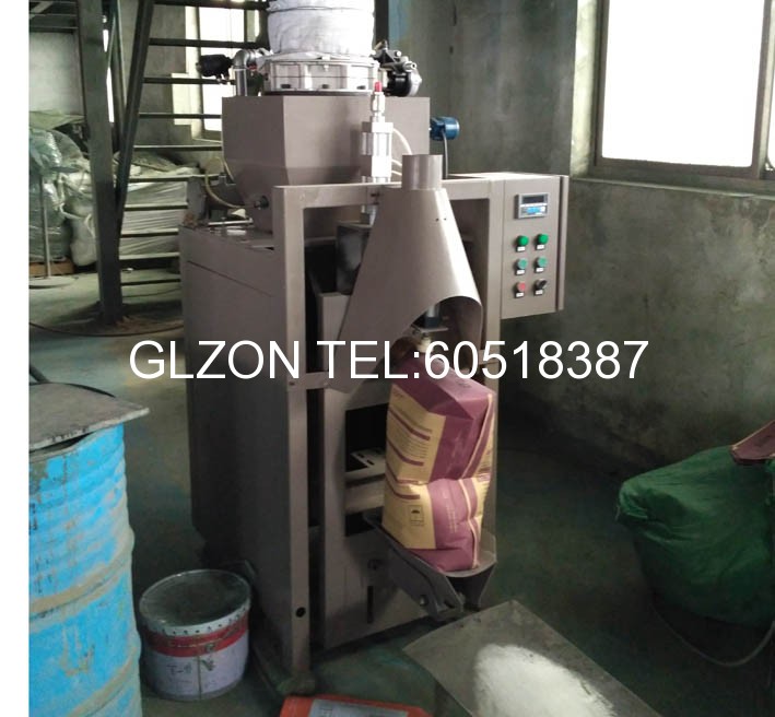 液體灌裝機(jī),稱(chēng)重灌裝機(jī),定量灌裝機(jī) 1494040580137452.jpg