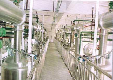 液體灌裝機(jī),稱(chēng)重灌裝機(jī),定量灌裝機(jī) 烷類(lèi)自動(dòng)灌裝機(jī)