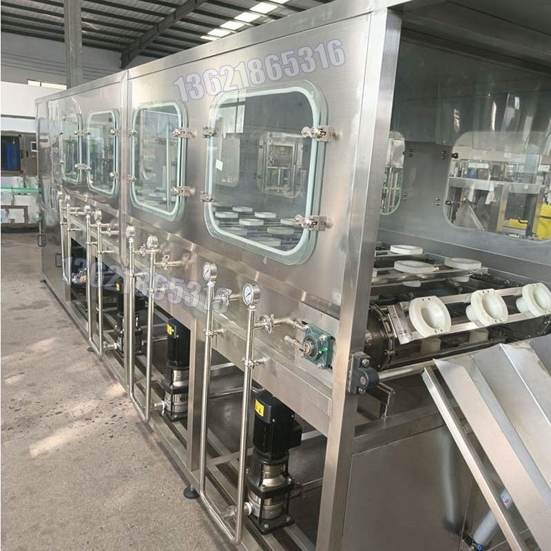 液體灌裝機(jī),稱重灌裝機(jī),定量灌裝機(jī) 液體灌裝機(jī),稱重灌裝機(jī),定量灌裝機(jī)
