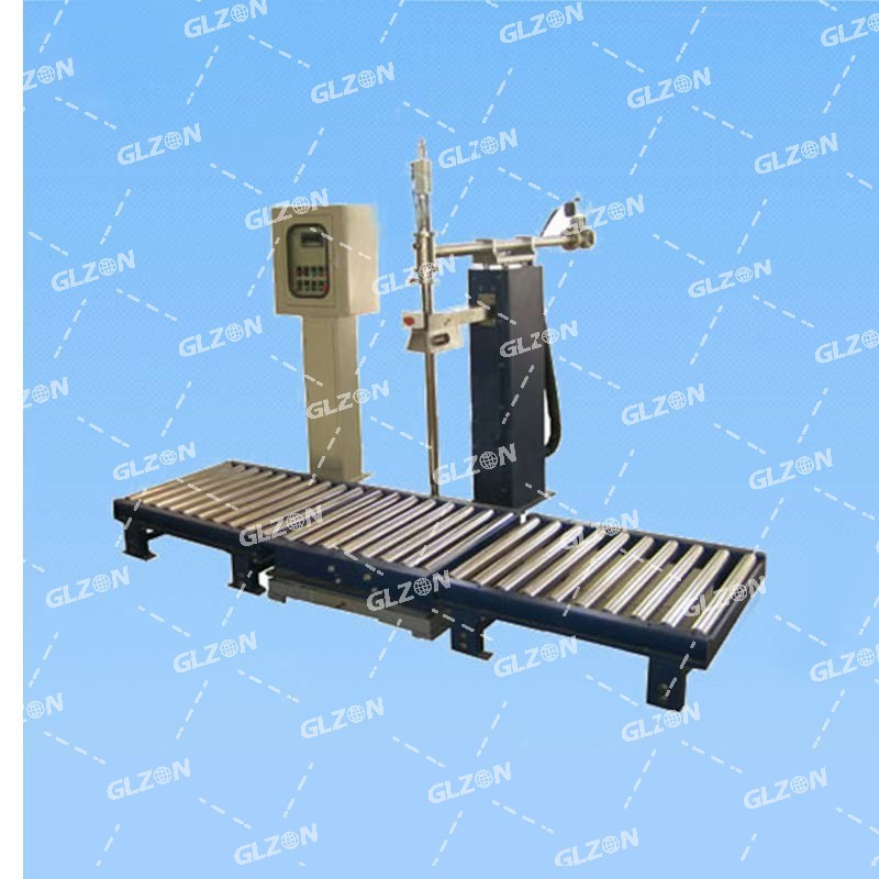 液體灌裝機(jī),稱(chēng)重灌裝機(jī),定量灌裝機(jī) 液體灌裝機(jī),稱(chēng)重灌裝機(jī),定量灌裝機(jī)