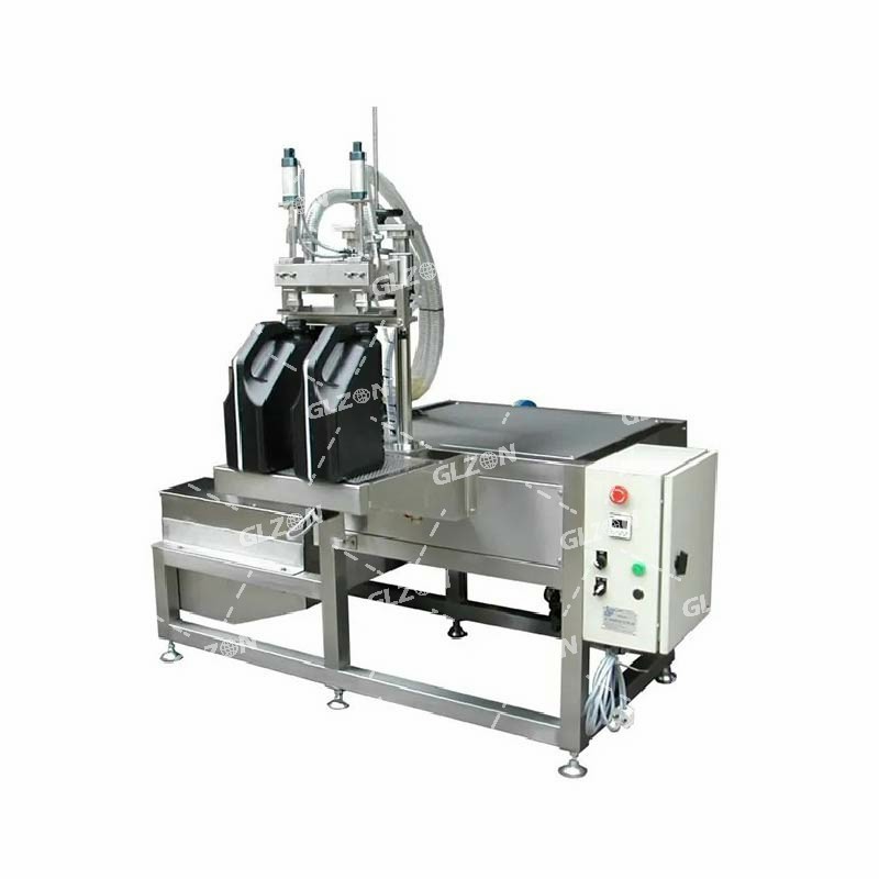 液體灌裝機(jī),稱重灌裝機(jī),定量灌裝機(jī) 液體灌裝機(jī),稱重灌裝機(jī),定量灌裝機(jī)