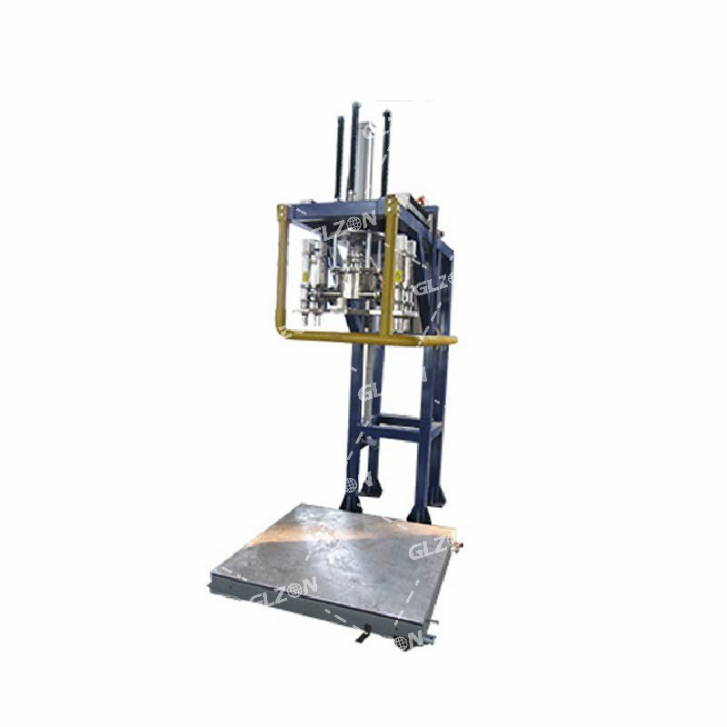 液體灌裝機(jī),稱重灌裝機(jī),定量灌裝機(jī) 液體灌裝機(jī),稱重灌裝機(jī),定量灌裝機(jī)