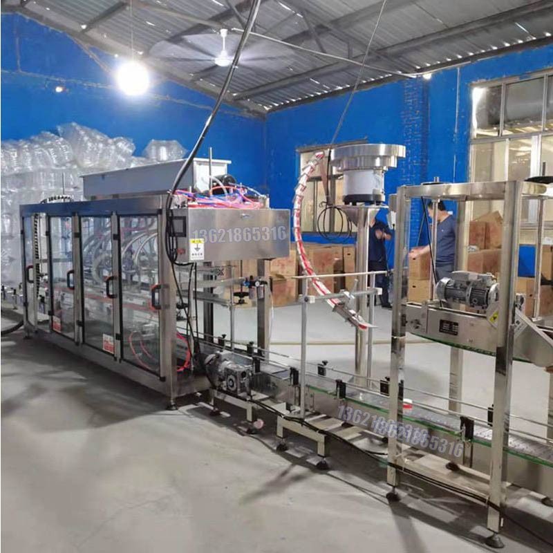 液體灌裝機(jī),稱重灌裝機(jī),定量灌裝機(jī) 液體灌裝機(jī),稱重灌裝機(jī),定量灌裝機(jī)