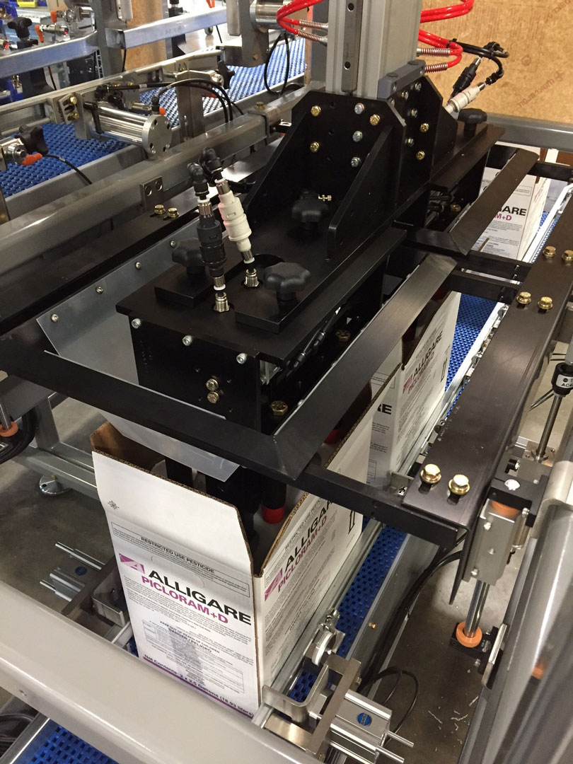 F-Style Case Packer F-Style carton packer