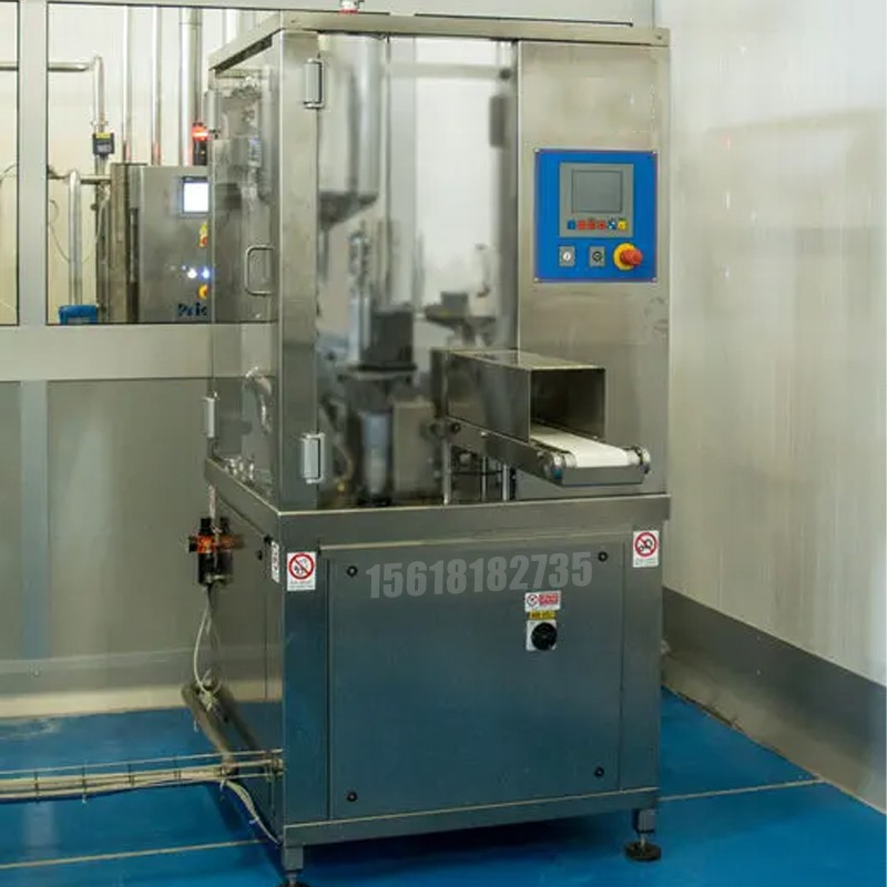 液體灌裝機(jī),稱重灌裝機(jī),定量灌裝機(jī) 液體灌裝機(jī),稱重灌裝機(jī),定量灌裝機(jī)