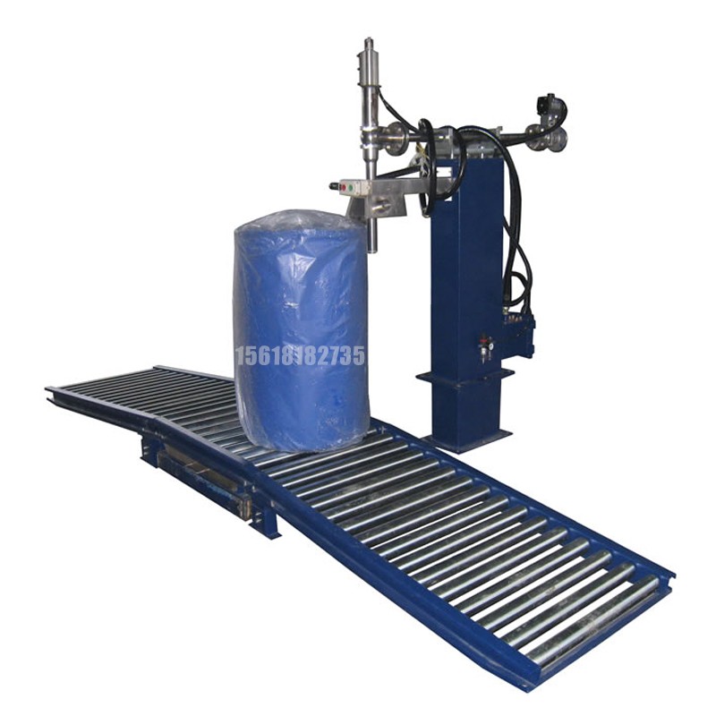 液體灌裝機(jī),稱(chēng)重灌裝機(jī),定量灌裝機(jī) 液體灌裝機(jī),稱(chēng)重灌裝機(jī),定量灌裝機(jī)
